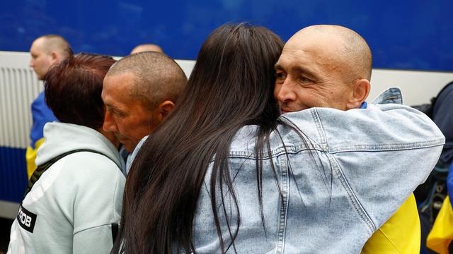News Wrap: Ukraine and Russia exchange hundreds of POWs