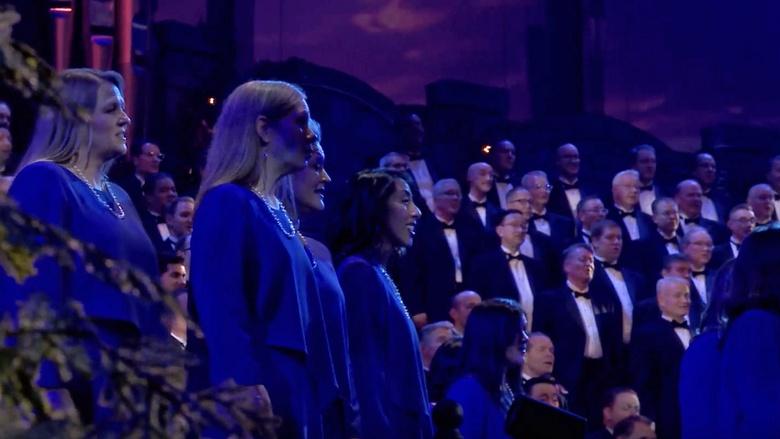 Christmas With The Tabernacle Choir Image