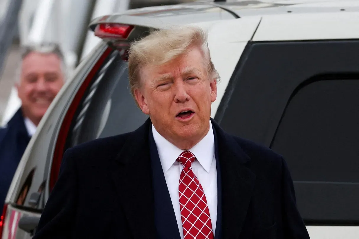 News Wrap: Former Trump aide testifies in documents case