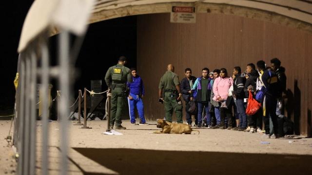 Death of migrant child highlights struggles at border