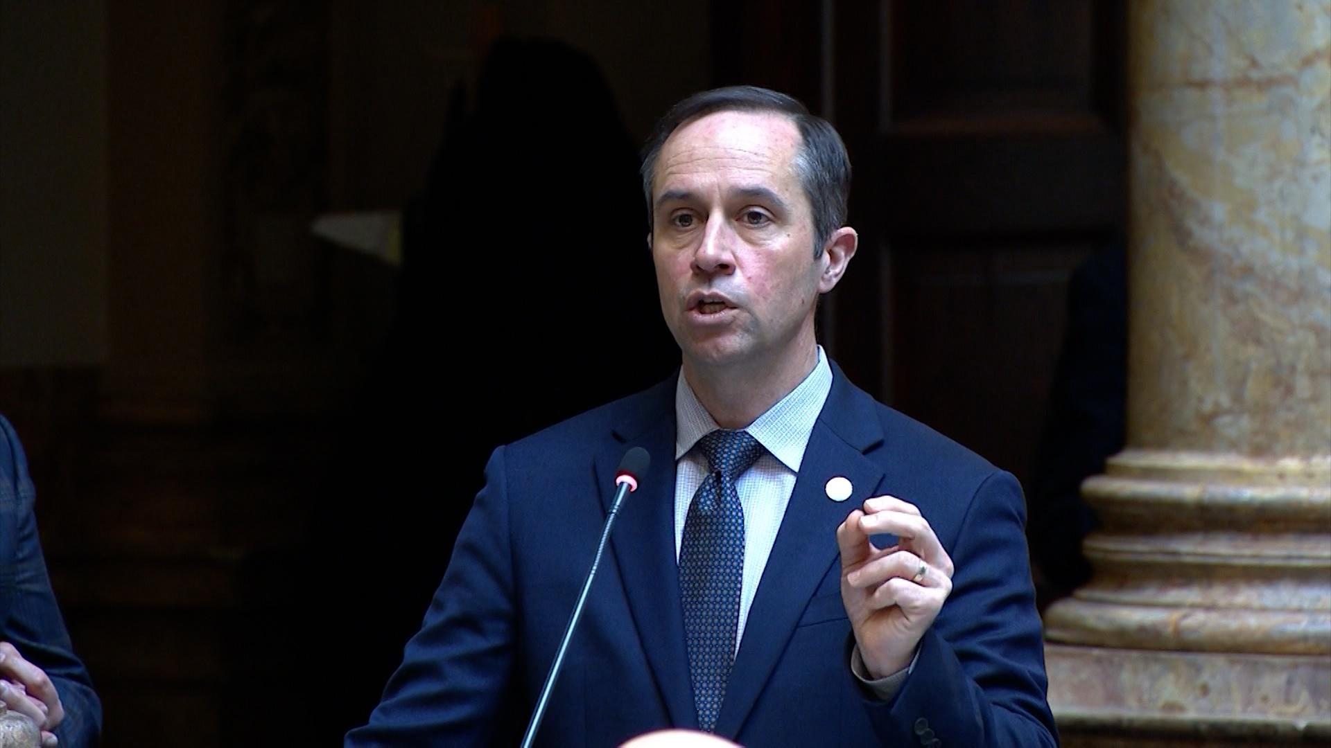 Bill Limiting Pardon Powers Advances