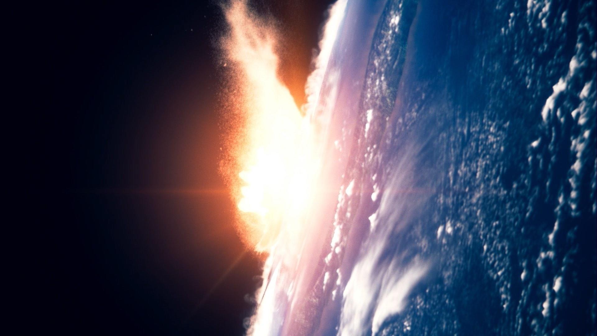 Did a Meteor Kill All the Dinosaurs?