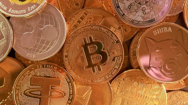 News Wrap: Senate Democrats block crypto bill