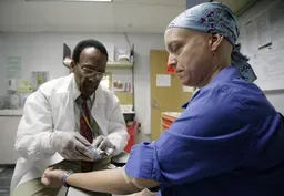 Study finds systemic barriers to cancer treatment for women