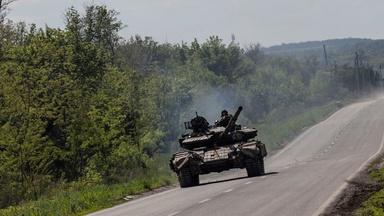 Russia tries to expand its gains in southern Ukraine
