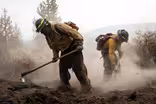 News Wrap: Firefighters contain 80% of Oregon Bootleg Fire
