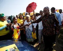 News Wrap: Turnout appears low in South African elections