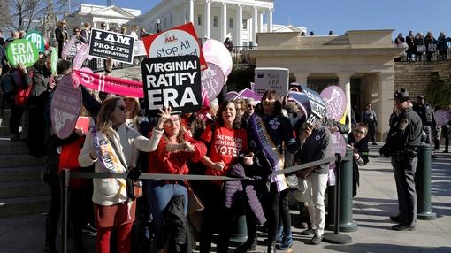 PBS NewsHour : News Wrap: Virginia becomes 38th state to ratify ERA