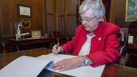 Video thumbnail: PBS NewsHour State abortion laws open possible Roe v. Wade challenge