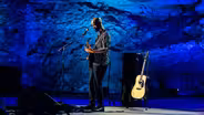 BUFFALO NICHOLS Performs 'Living Hell'