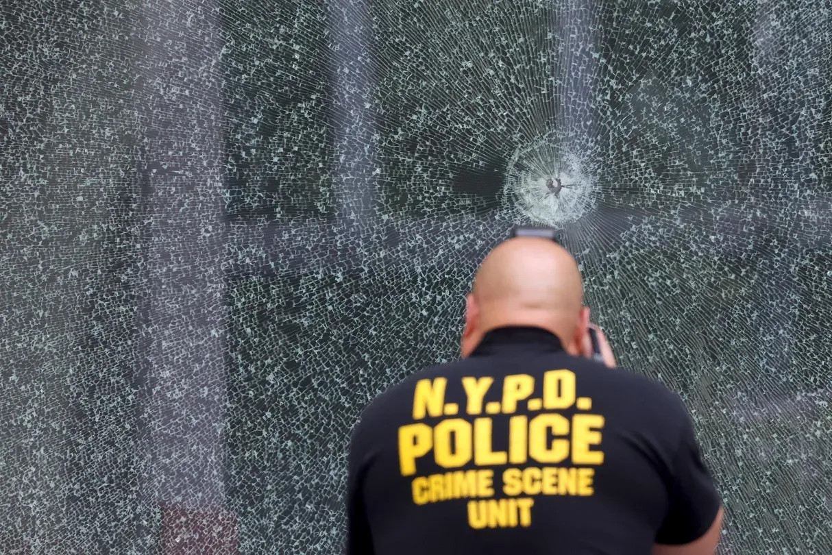 News Wrap: Gunman was targeting NFL, New York mayor says