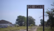 Greetings from De Smet
