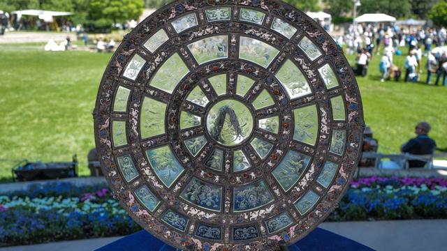 Antiques Roadshow | Appraisal: Viennese Platter Attributed to Herman Böhm, ca. 1880