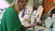 Jan. 16, 2015 | Meet jewelry designer Carroll Dorsey Walker
