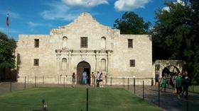 Video thumbnail: Texas Week Nov. 14, 2014 | How we can upgrade historic Alamo Plaza