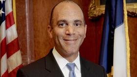 Video thumbnail: Texas Week September 6, 2013 | Outgoing Texas Supreme Court Chief Just
