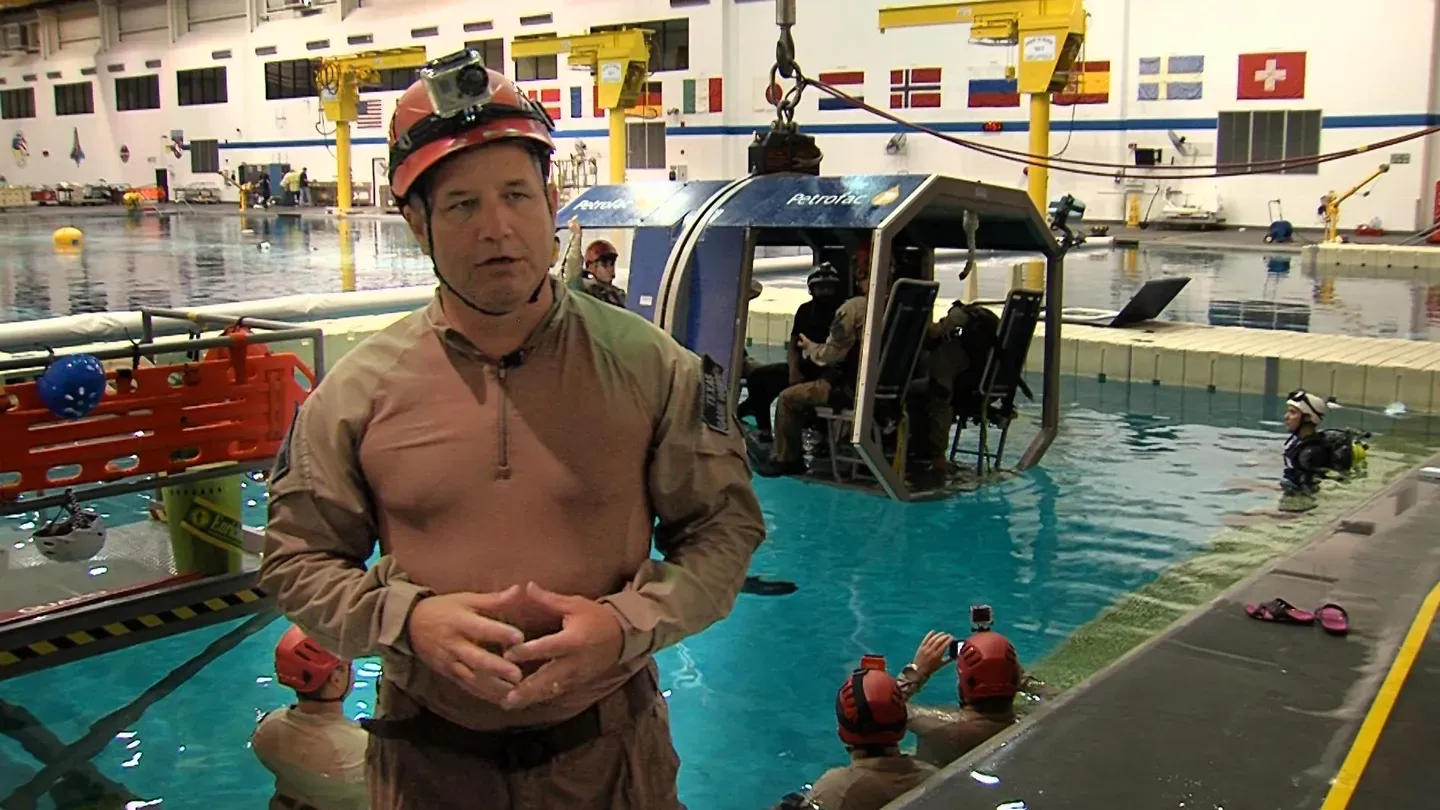 Birds of Smell, Helicopter Training & Remembering DDay