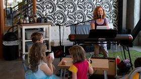 Video thumbnail: Oregon Art Beat Pianist Lori Henriques