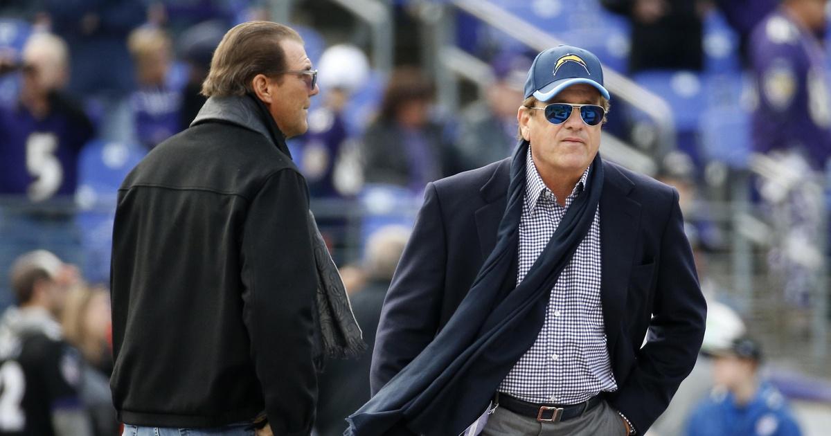 Roundtable: (Fake) News, Chargers, And The Opera