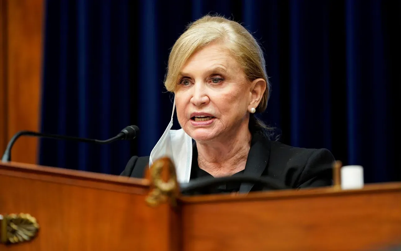 News Wrap: House panel seeks gunmakers' data on shootings