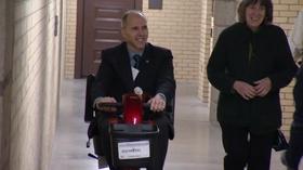 Video thumbnail: Almanac Rod Hamilton Health Care Bill