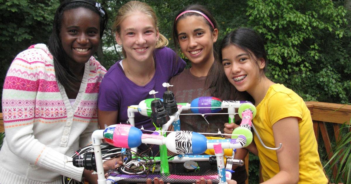 SciGirls | Season 2 | Aquabots - Full Episode