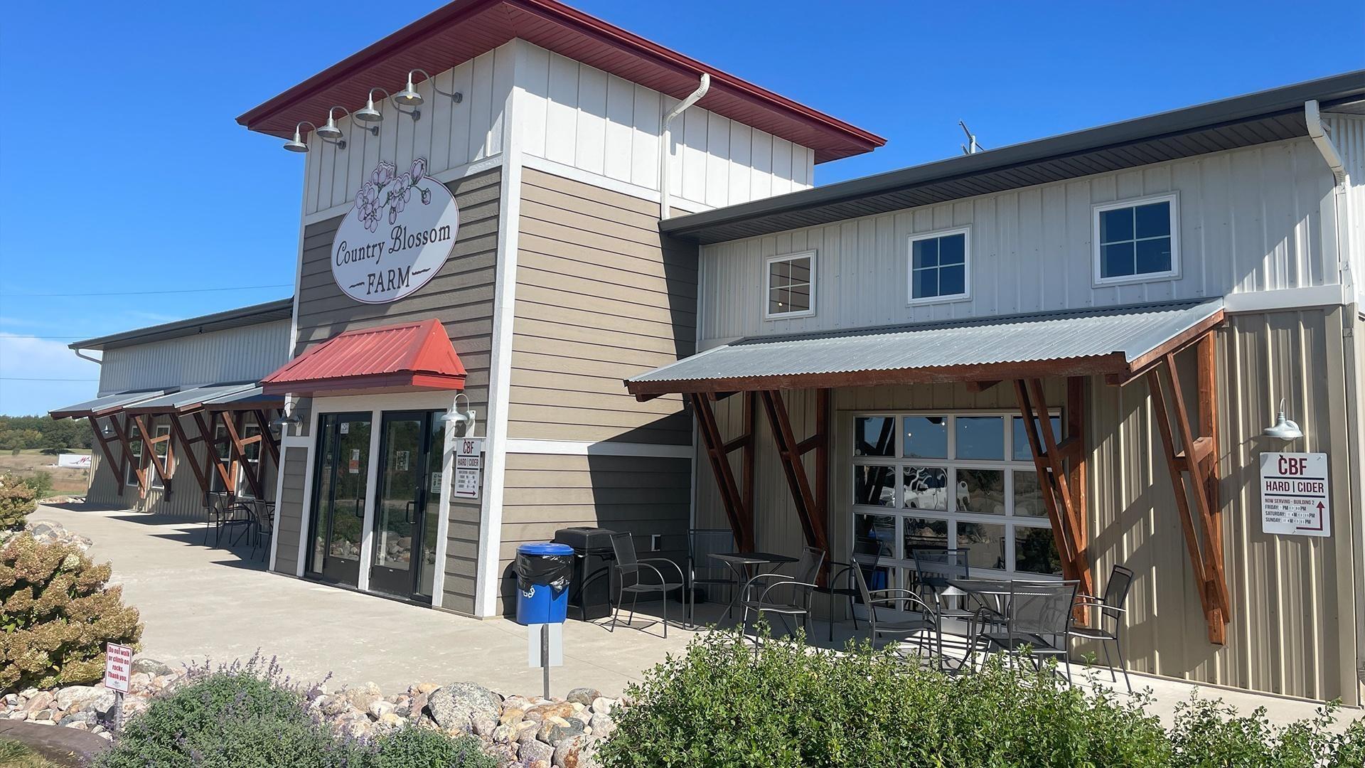 Country Blossom Farm near Alexandria, Minn. is a popular destination that produces fine apples.