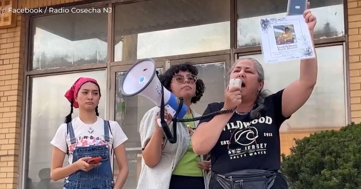 NJ Spotlight News | Activists rally for closure of immigrant detention ...