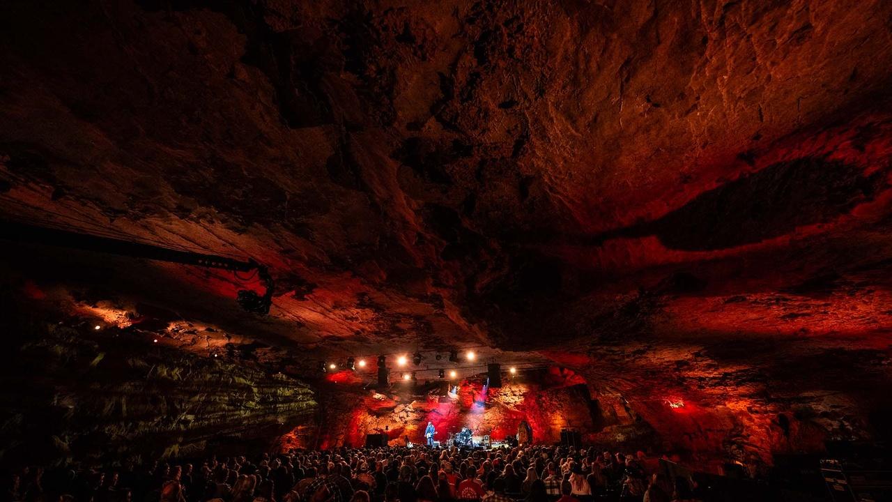 The Caverns Sessions | ALVIN YOUNGBLOOD HART'S MUSCLE THEORY Preview
