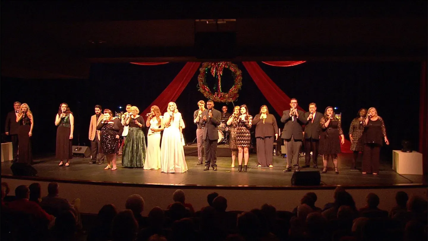 The Dixie Presents: Christmas on Broadway 2017