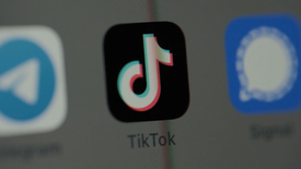 How Social Media & TikTok Shape Body Image: asset-mezzanine-16x9