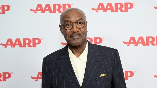 Delroy Lindo Accepts Best Supporting Actor Award
