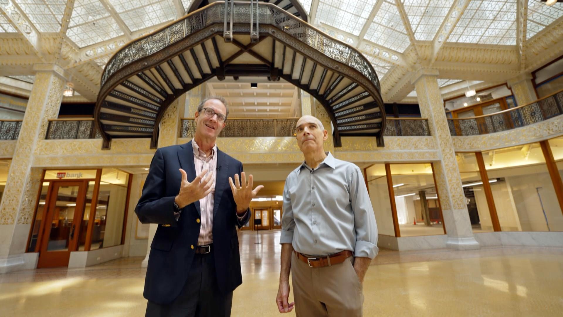 Geoffrey Baer visits the Rookery with architecture critic Blair Kamin