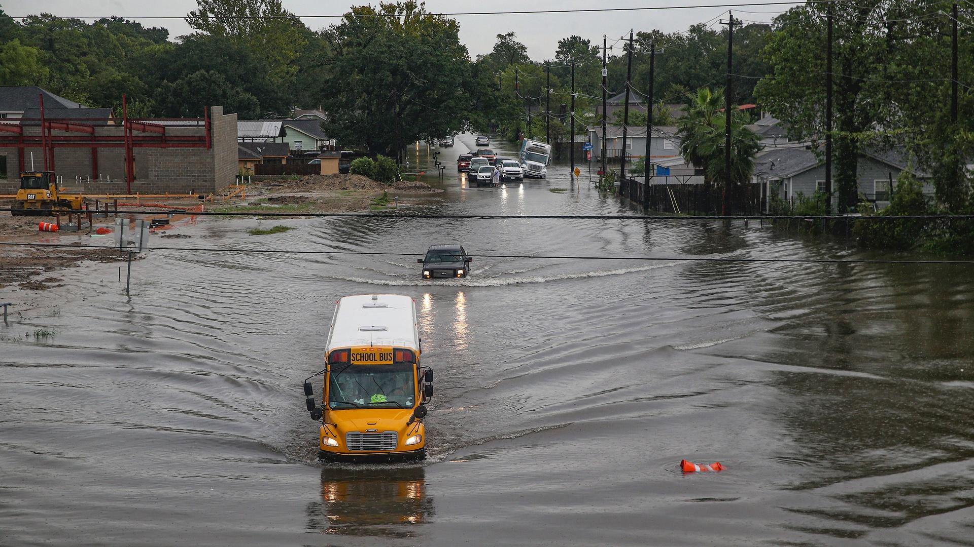 Houston inundated with 40 inches of rain, major flooding PBS NewsHour