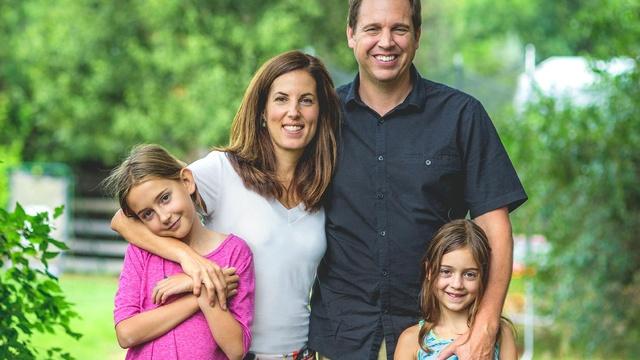 URBAN CONVERSION | Upcycled Art & Fashion