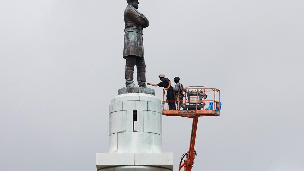 Why Confederate monuments are coming down image