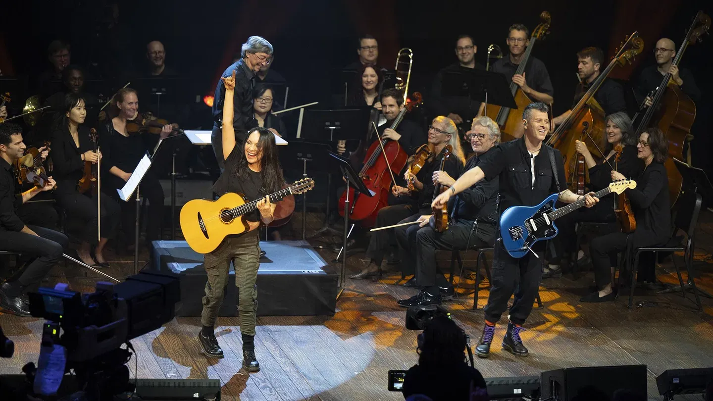 Rodrigo y Gabriela featuring the Austin Symphony Orchestra