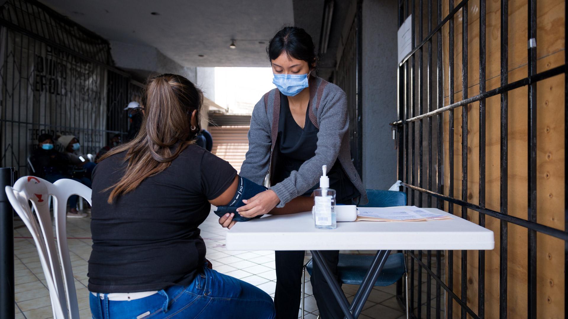 A Look at a Clinic Treating Migrants at the Border | June 29 - Vimarsana News