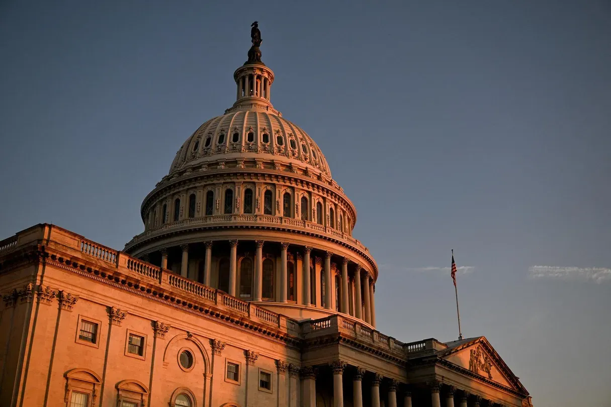 News Wrap: Trump scraps meeting with Dems as shutdown looms