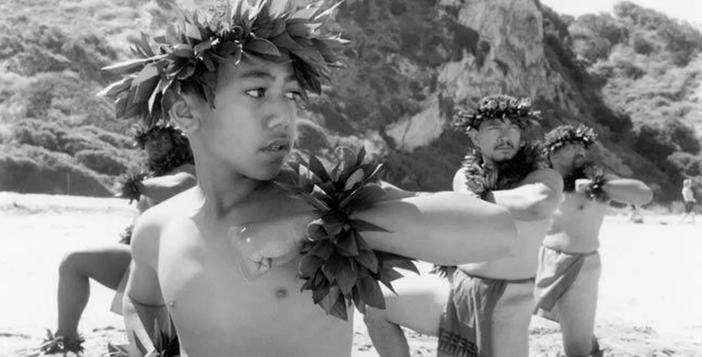 American Aloha: Hula Beyond Hawai'i