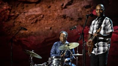 CEDRIC BURNSIDE performs 'I'm Hurtin'