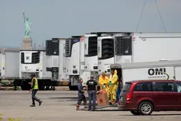 Grim new U.S. models predict 'explosive growth' in COVID-19