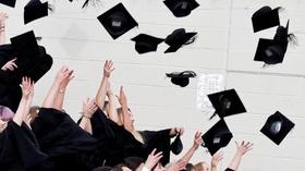 Video thumbnail: PBS NewsHour This scholarship program gives students more than money