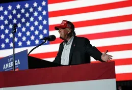 Trump inches toward reelection bid despite legal jeopardy