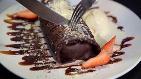 Video thumbnail: Crossing South Hollywood Music & Crêpes