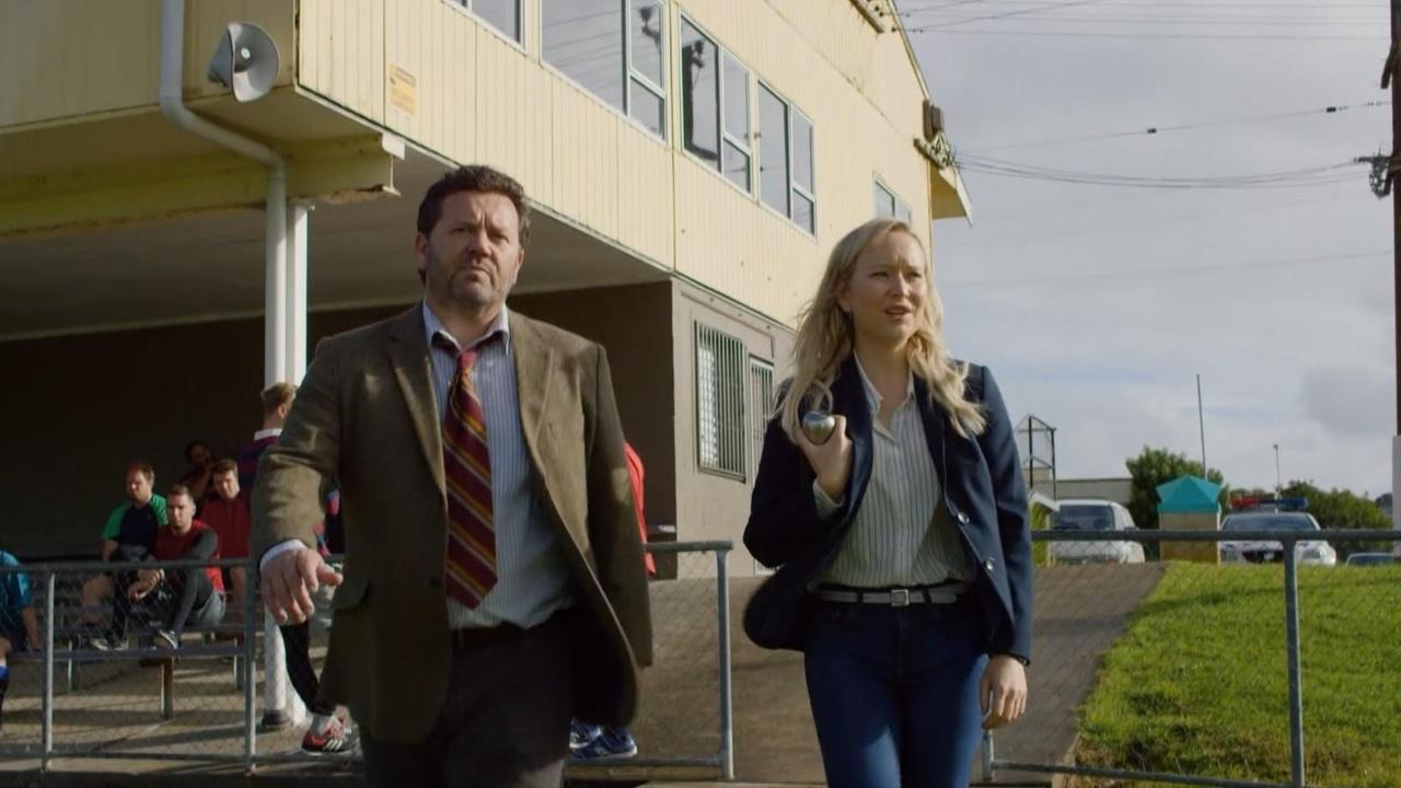Brokenwood Mysteries | Leather and Lace