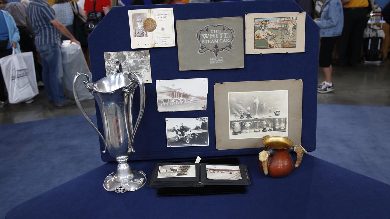 Antiques Roadshow | Appraisal: 1901-1910 Steam Car & Racing Collection