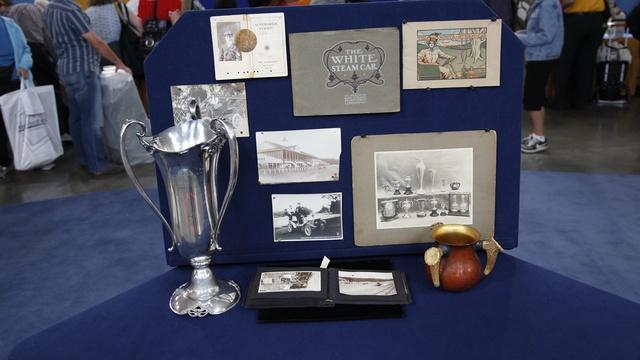 Antiques Roadshow | Appraisal: 1901-1910 Steam Car & Racing Collection