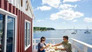 Martha Stewart Harvests Scallops