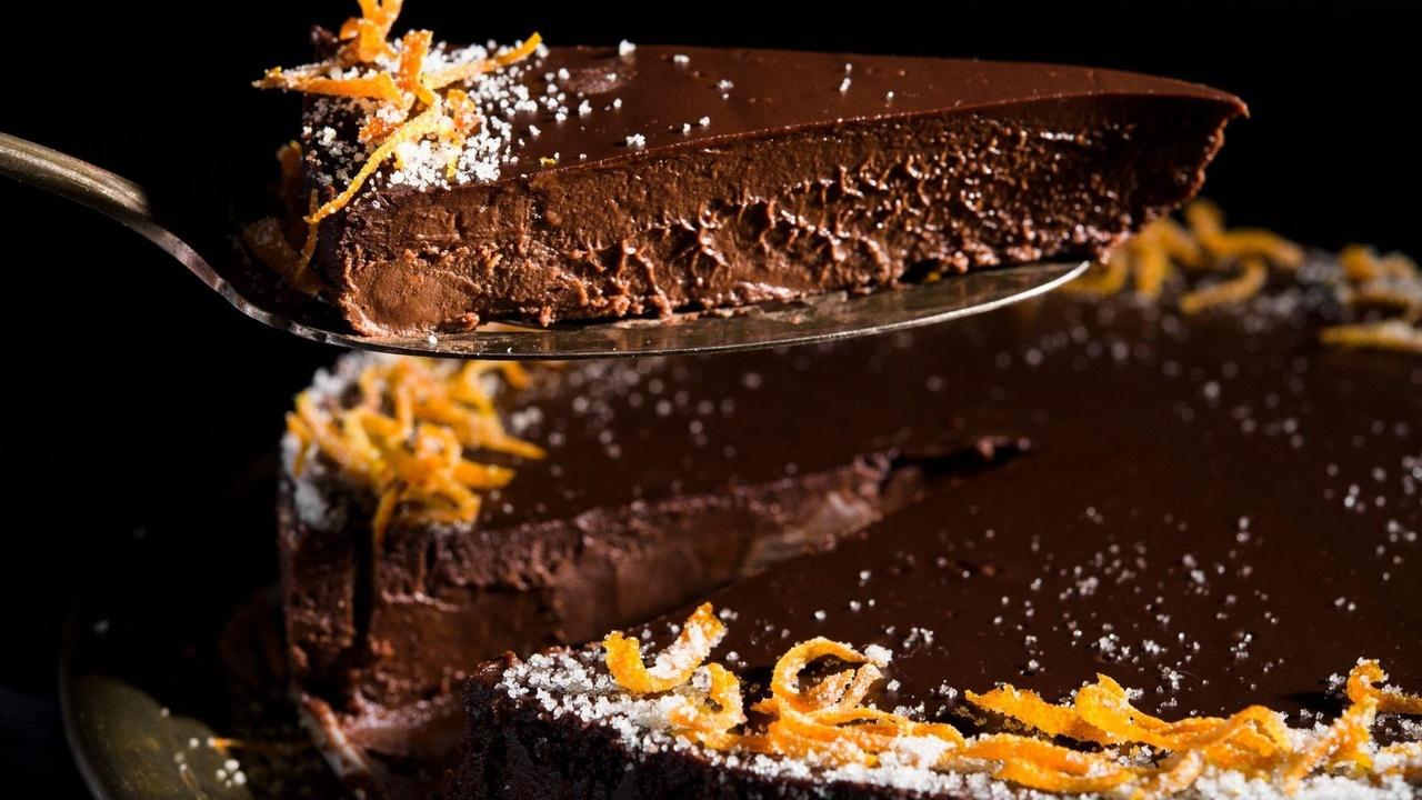 Christopher Kimball's Milk Street Television French Showstopper Desserts airing Thu, Jun 4 8:30 am